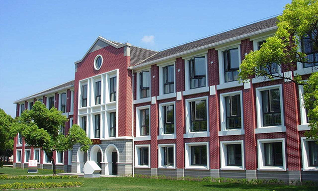 Top 5 Đại học hàng đầu Đài Trung cho sinh viên đam mê Kinh tế và Thiết kế