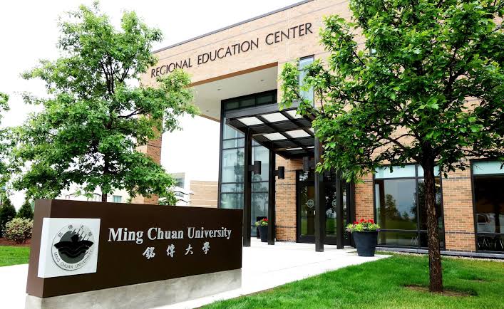 Đại học Minh Truyền: Lấy bằng chuẩn Mỹ ngay tại Châu Á với 100% tiếng Anh.